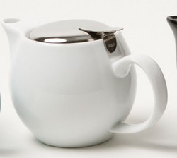 White Fuji Teapot - S/S lid and strainer - 500ml