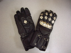 Heavy metal gloves 1/2 PRICE!