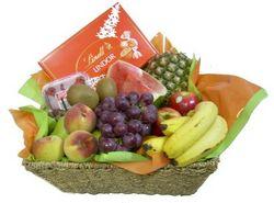 fruit chocolate gift basket perth