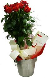 roses & champagne perth