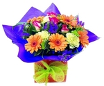 flower arrangement delivery perth