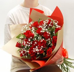 Valentines bouquet One Dozen Roses