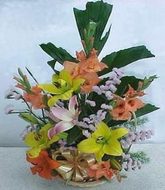 Arrangement in basket