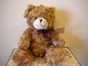 Melanie Bear - Cream
