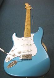 Fender Strat Japan, Lake Placid Blue