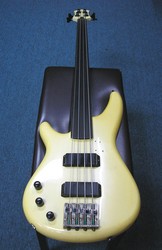Ibanez Roadstar Bass