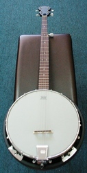 Martinez Banjo