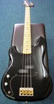 Hondo Fame Bass Guitar